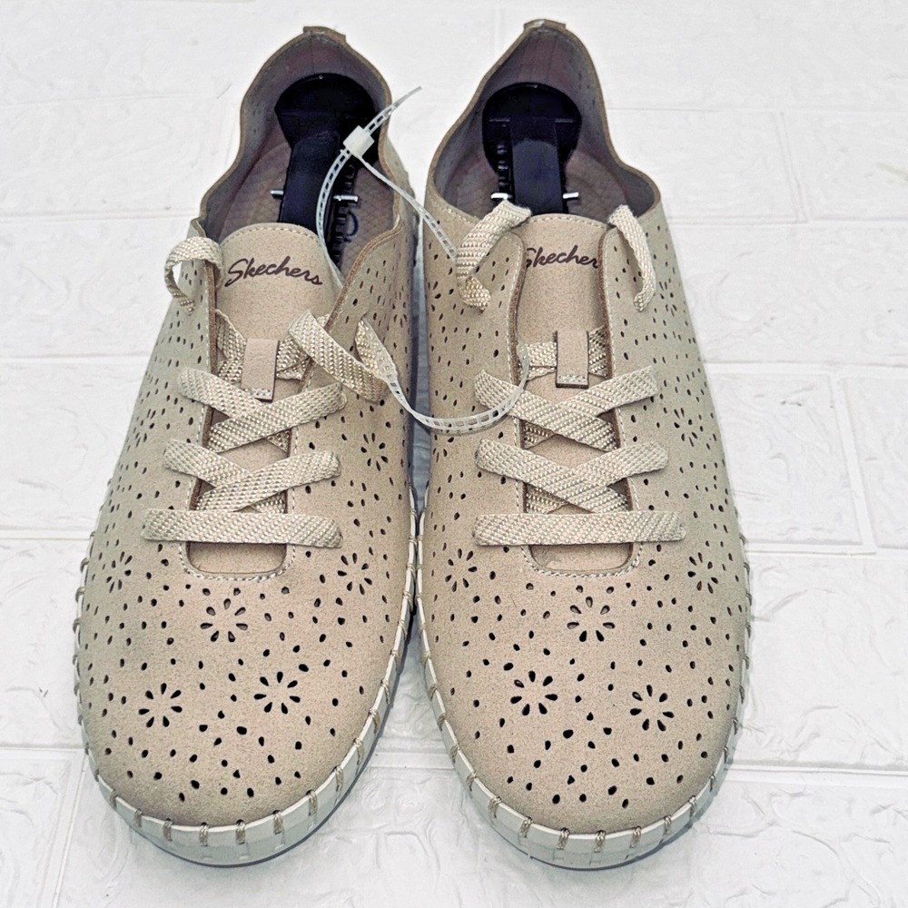 Skechers Seager Stat Sneakers Women's 9.5 Natural Tan Laser Cut Floral Lace up